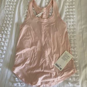 Lululemon Love Tank (Pleated) size 2. Pink. NWT